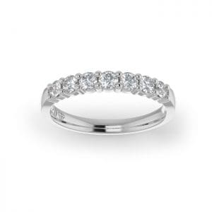 Ladies-Wedding-Platinum-Diamond-Ring-Shared-Claw-2.5mm